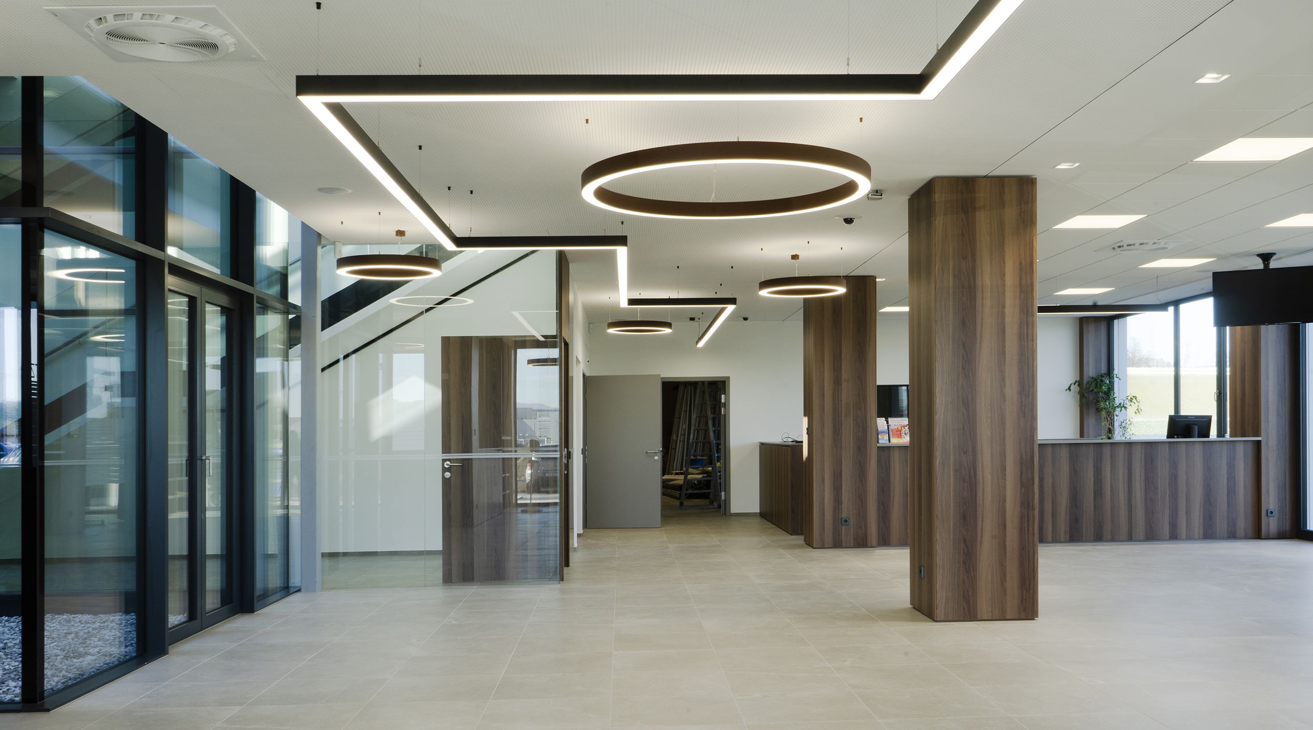 Integration Lichtsysteme Innenausbau Trockenbau